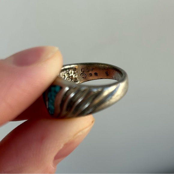 Turquoise Wave Ring - Picture 5 of 6